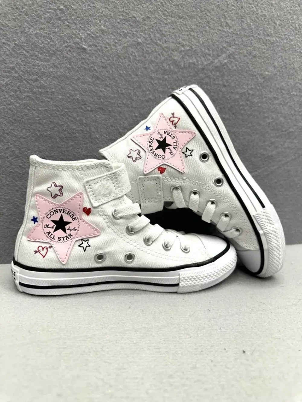 Converse Sneakers CTAS 1V Girls Size 2Y High Top White Pink Heart Print NIB
